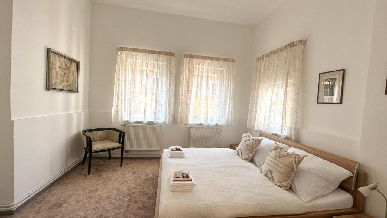 Apartment Bohemia Карловы Вары Экстерьер фото